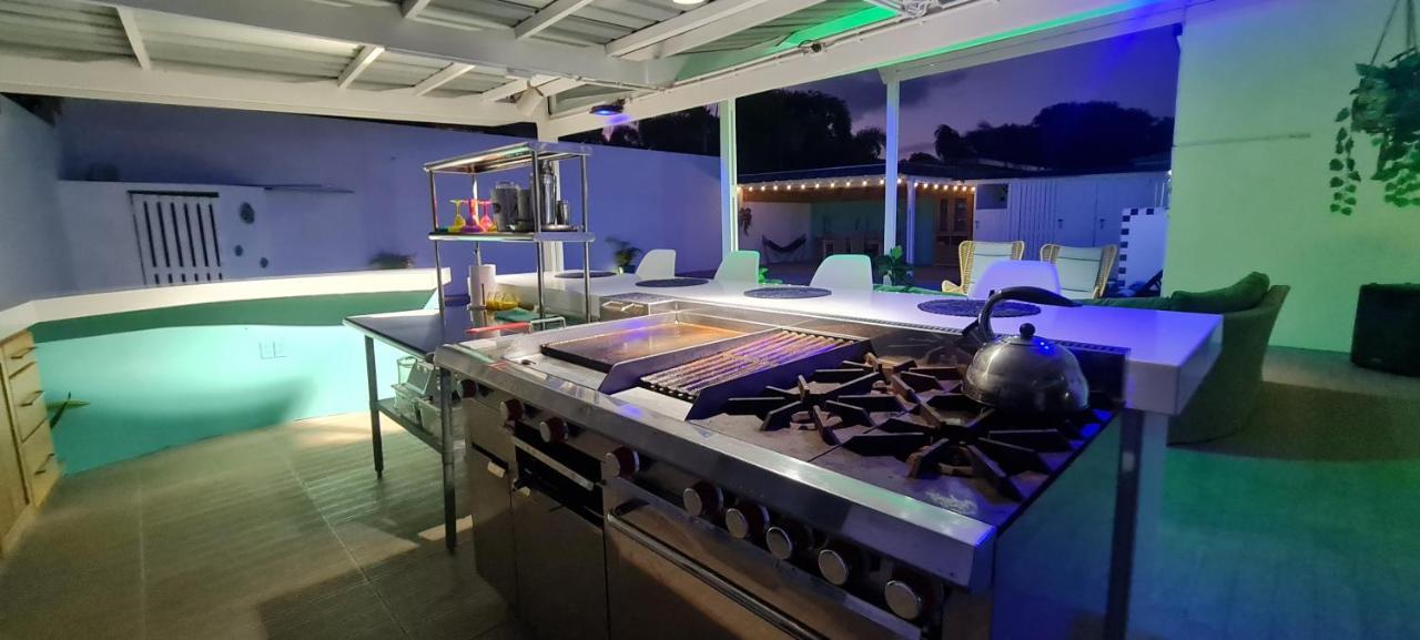 Family Villa With Big Pool And Absolute Privacy Willemstad Exterior photo
