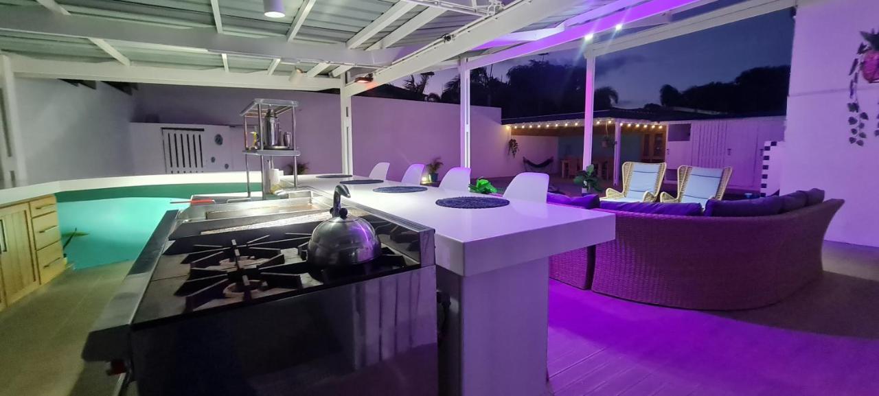 Family Villa With Big Pool And Absolute Privacy Willemstad Exterior photo
